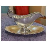F704 (Silverplate, Hollowware) Gravy Boat and Under tray by MIDDLETOWN SILVER CO