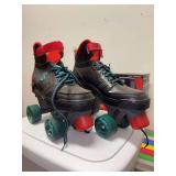 Vintage Roller Derby 409 quad roller skates - size 6