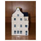 Rare BOLS KLM Delft 1708 PENHA House #85 - 4” tall - sealed with liquid inside