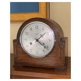 Vintage Everite (by H. Samuel / Manchester) oak-cased mechanical mantel clock - in non-working condition - 9-1/2 x 5-1/4 x 8-3/4 tall