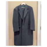 Nino Cerruti men’s full length dress coat - 42R - 55% wool, 22% cashmere, 23% other fibers