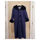Women’s L.L. Bean 100% navy blue wool full length coat with faux fur lined hood & faux fur cuffs - size Petite L