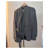 Italian made MaxMara ladies 2-pc 100% silk suit