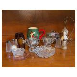 Grouping of miscellaneous glassware and ceramic items