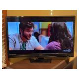 SANYO 32” TV with remote (FW32D08F) - working condition