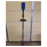 Kobalt 40V weed eater - comes with (1) battery and charger