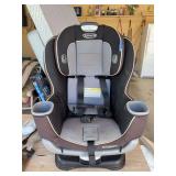 Graco Extend2Fit Convertible Car Seat (model 1963212 - manufactured 8/24/20) - needs cleaned - does recline