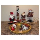 Miscellaneous grouping of Christmas decor