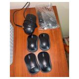 Grouping of wireless and wired computer mouse