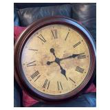 Decorative Battery Powered Wall Clock