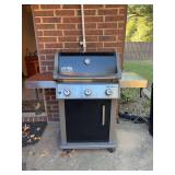 Weber Spirit Gas Grill - needs cleaned & has propane bottle & cover