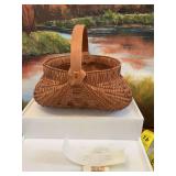Vintage buttock bottom basket.. 11” wide￼