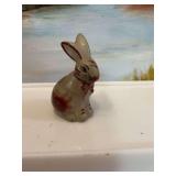 Charming Vintage 4 inch hand-painted Staffordshire style bunny figurine