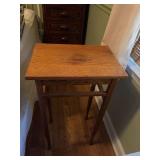 Vintage Oak side table 17“ x 12“ x 30“