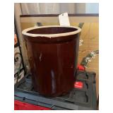 Vintage 5 gallon 14 inch pottery crock. Dark glossy brown. ￼