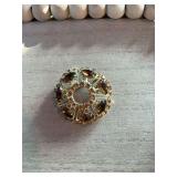 Vintage Brown and Amber gold tone brooch