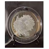 NEW Stunning HOYA Lead Crystal Plate with Frosted Daisy Motif - 8-1/4” - CDS911E