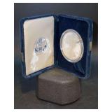 2005-W Uncirculated US Mint American Eagle 1oz. Silver Proof Coin with COA - in original velvet display case and original box