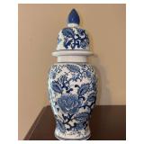 Traditional blue and white Chinoiserie porcelain ginger jar with a matching lid - 12” tall