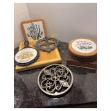 Grouping of chopping block & trivets
