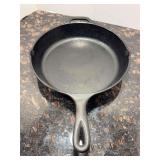 LODGE 8 cast iron skillet