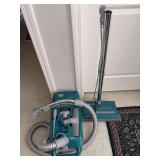 vintage Kenmore Whispertone 4.3 canister vacuum cleaner with onboard tool storage