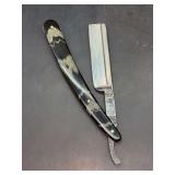Brümmel-Werk Solingen Germany straight razor with a decorative horn or horn-patterned handle - 55
