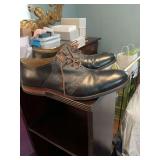 Size 11 1/2 men’s Cole Haan leather dress shoes
