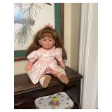 17 inch soft body vintage Gotz doll. Poupees Corelle de Collection