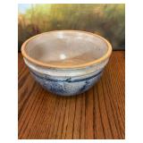 ￼ Pretty blue and white salt glaze stoneware bowl 7“ x 4“ initial pottery FDS 91 on bottom