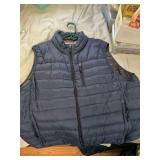 Hawke and Co.  men’s XXL navy puffer vest