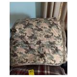 Full-size camouflaged comforter