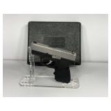 KAHR ARMS PM40 .40 S&W Pistol / SN : WB0759