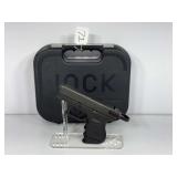 GLOCK 26 9mm Pistol / SN : UXX930