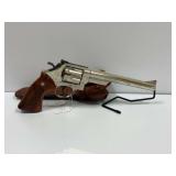 SMITH & WESSON MODEL 57 41 MAGNUM Pistol / SN : N788644