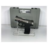 TAURUS PT 140 PRO .40 S&W Pistol / SN : SCV93425