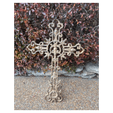 Yard Cross Decor 2’