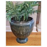Pottery planter. 12 in diameter x 15 in