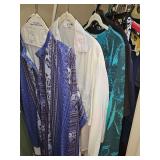 Grouping of ladies tops/pants/jeans. Size 12/M/L