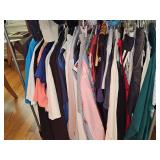 Grouping of ladies tops/pants/jeans. Size 12/M/L