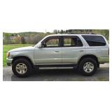 1998 Toyota 4Runner SR5 4WD, 3.4L V6 with 5sp manu