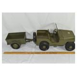 Marx Toys military Jeep and trailer, 20x10x8"h; as