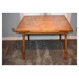 Maple kitchen table with leafs, 38-56x28x29"h; as