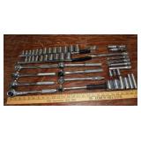Assorted SAE/Metric 1/2" drive: 8 ratchets, 9 ext.