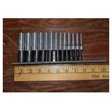24 Snap-on 1/4" metric sockets and 5 extensions; a
