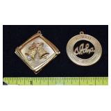 Two 14k gold pendants, 1 set with pearl, 14.3g tw