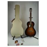 Alvarez model AP66ESHB acoustic guitar with LR Bag