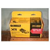 DeWalt 20v XR Brushless DCB205C battery and charge