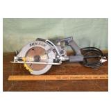 Skilsaw HD77 worm drive 7-1/4" saw; as is