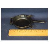 Griswold ash tray 570; as is